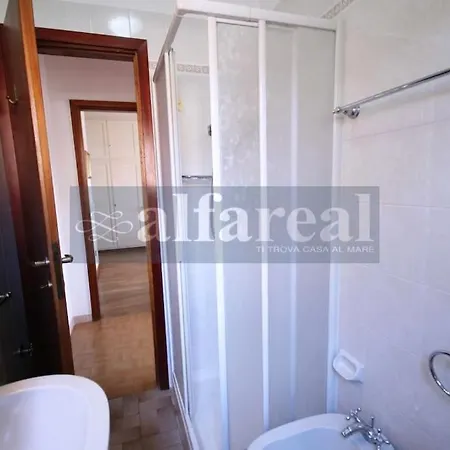Rita, 2 Camere, Terrazzo, Clima E Wifi, A 200 M Dal Mare! By Alfareal *
